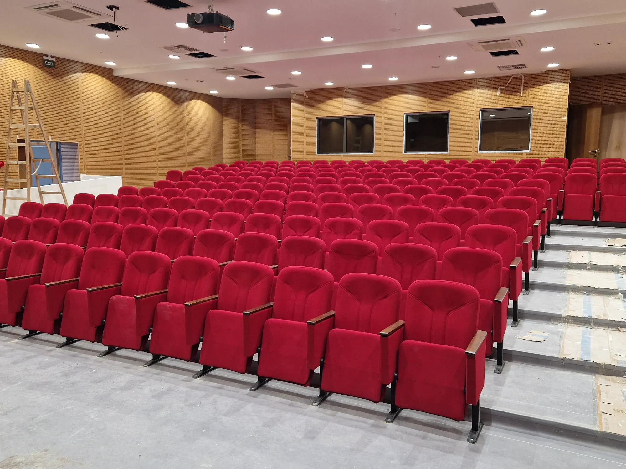 Konferans Salonu Projesi
